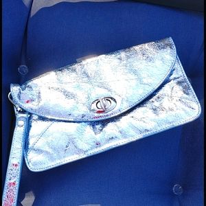 SORIAL Silver Icy Metallic Foil Wristlet